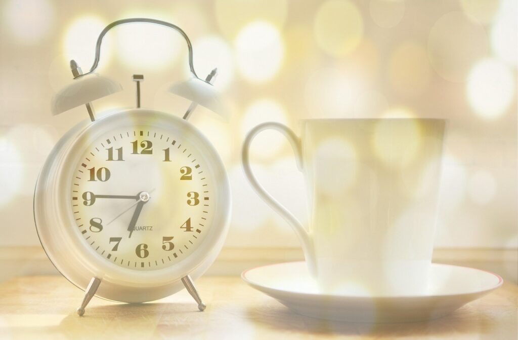 ニキビ改善における16時間断食の効果とは？