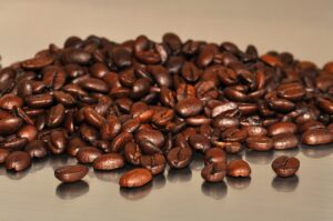 ニキビに対するカフェインの影響に関する最新研究とは？