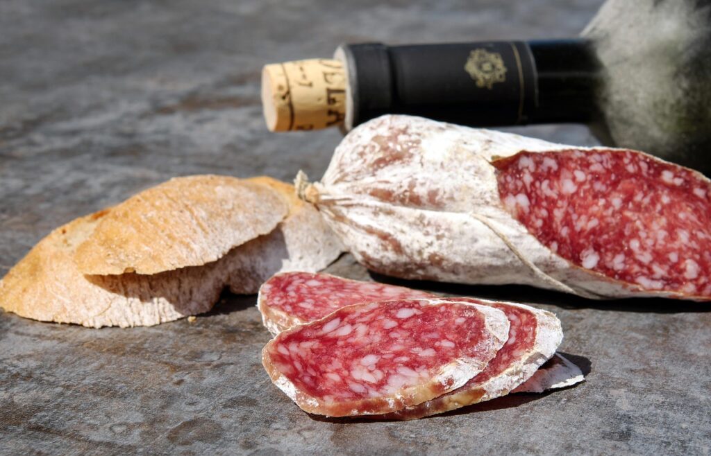 ニキビを悪化させる食べ物とは何か？