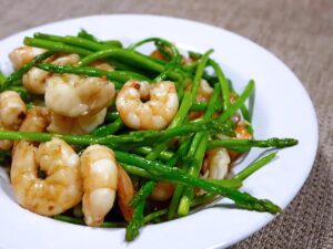 繰り返すニキビが気になる揚げ物好きな人のための食事対策は？