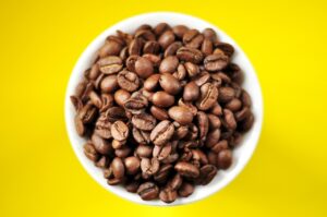 ニキビを繰り返す前に睡眠やカフェインを避けるべき理由は？