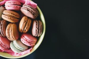 繰り返すニキビを防ぐための体内ケアやめるお菓子のコツは？