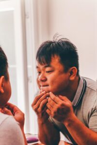 忙しいパパの体内ケアで繰り返すニキビを改善する方法は？