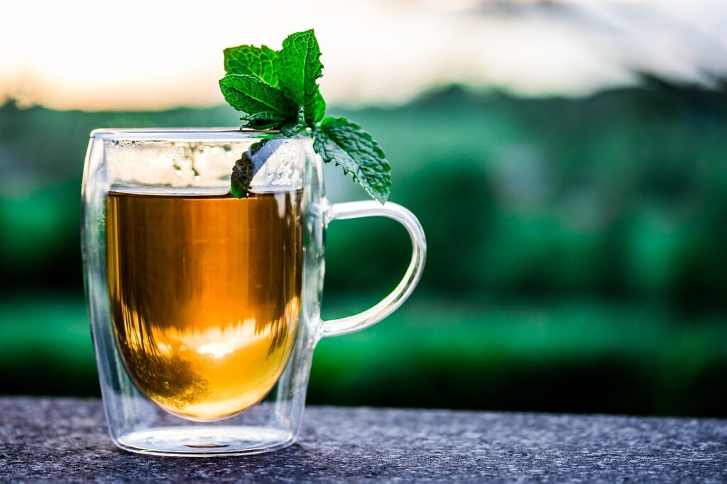 繰り返すニキビを防ぐための体内ケアにはコーヒーは1日何杯が理想？